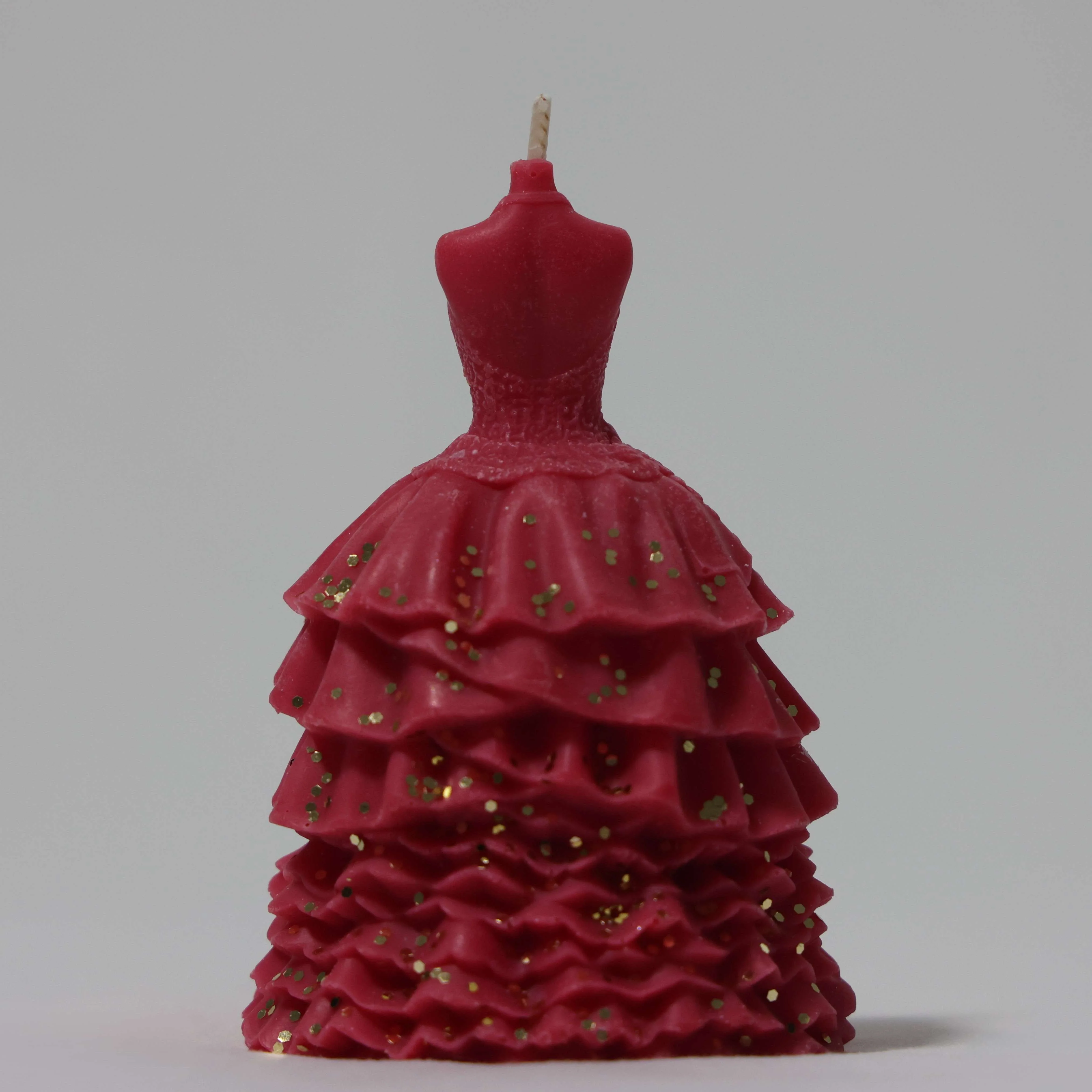 Coconut Soy Wax Glamour Gown Candle - Medium - Image 4