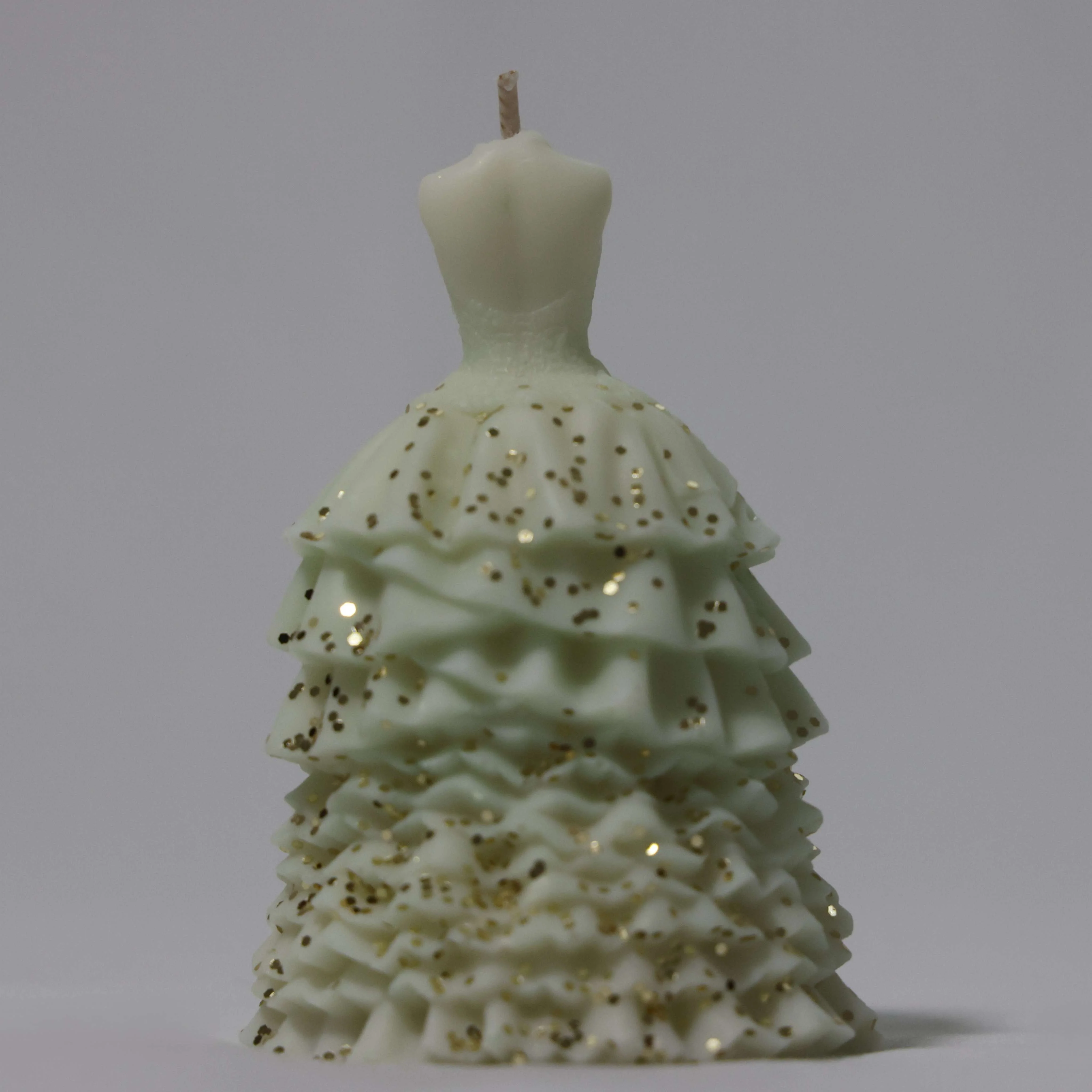 Coconut Soy Wax Glamour Gown Candle - Medium - Image 6