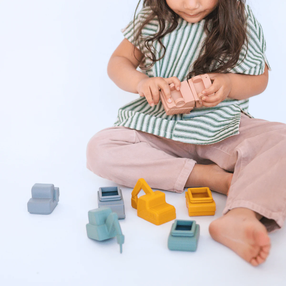 Construction Mold Free Bath Toys (Set of 4) - Image 5