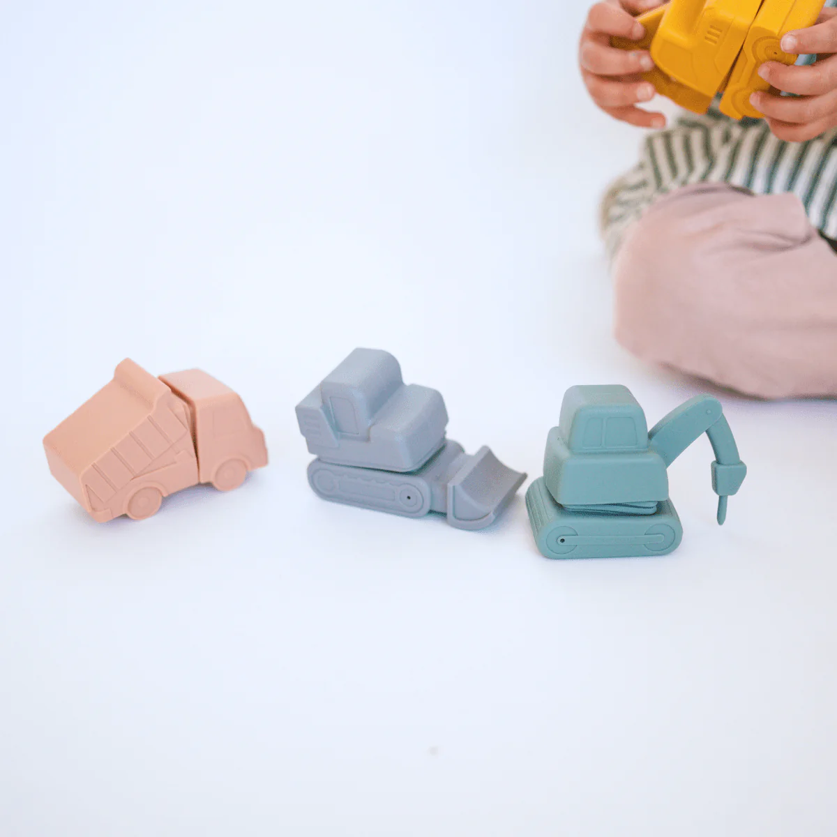 Construction Mold Free Bath Toys (Set of 4) - Image 7
