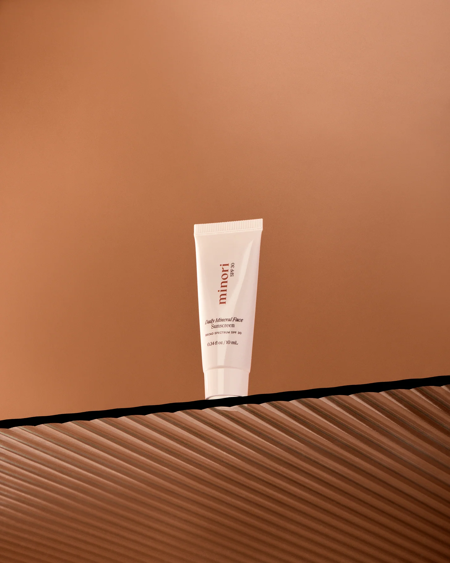 Daily Mineral Sunscreen Broad Spectrum SPF 30 - Image 9