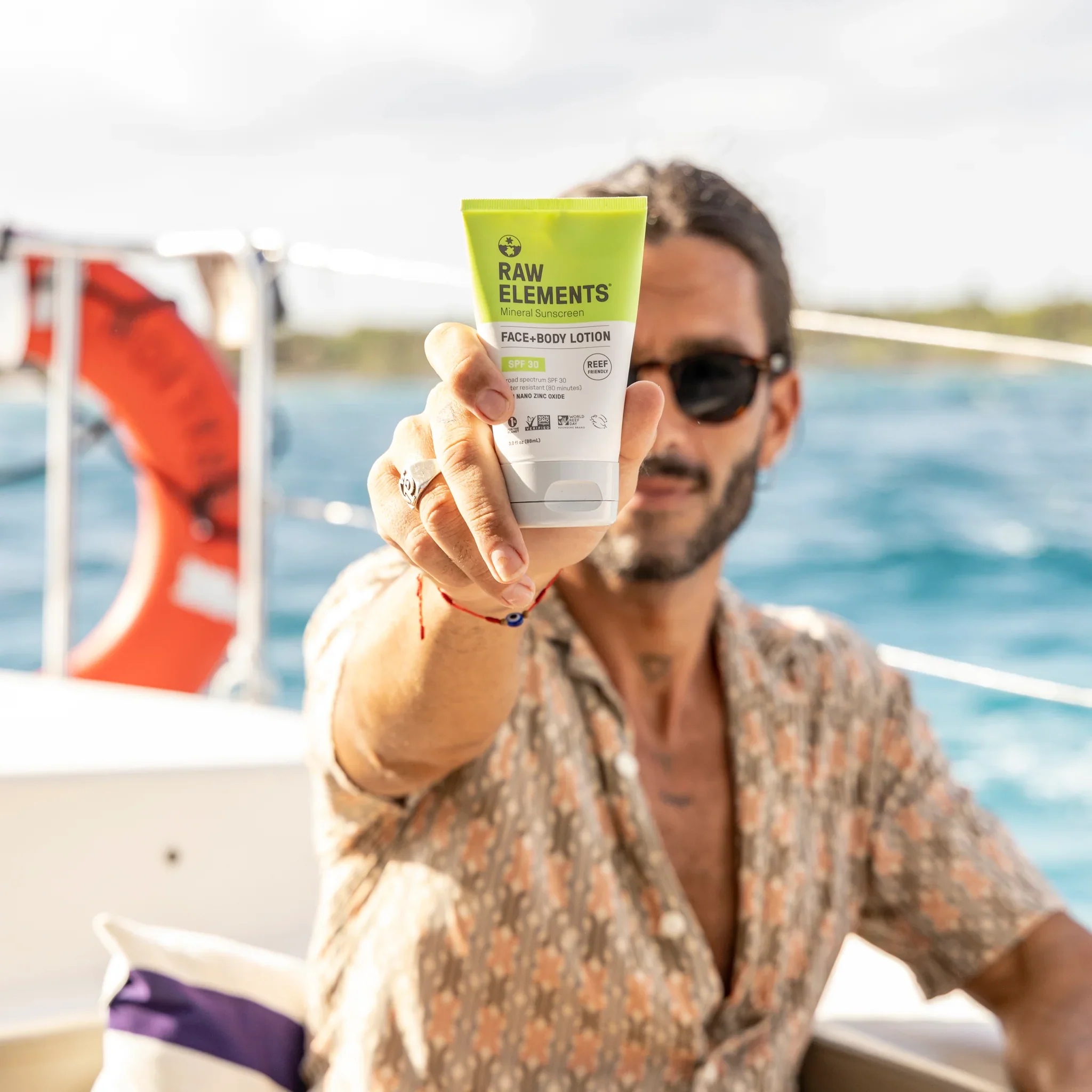 Face and Body Sunscreen Tube SPF 30 - Image 3