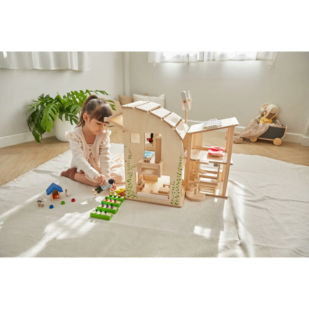 Green Dollhouse - Image 4