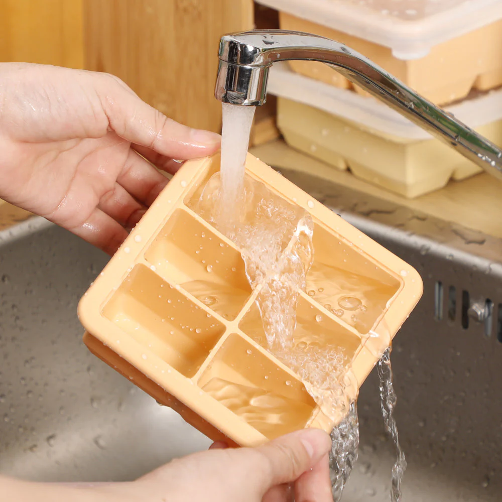 Haakaa Baby Food and Breast Milk Freezer Tray (5 color options) - Image 11