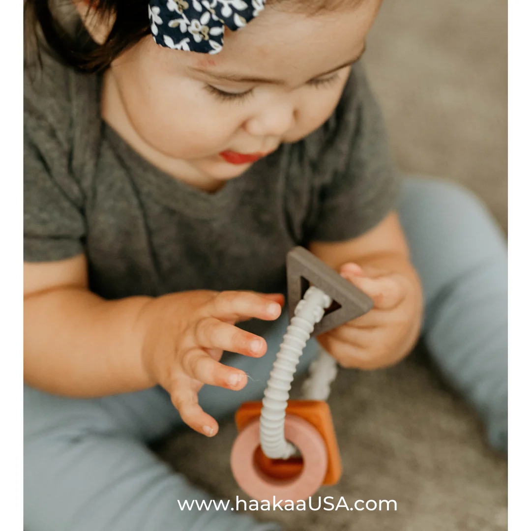 Haakaa Silicone Teething Ring - Image 5