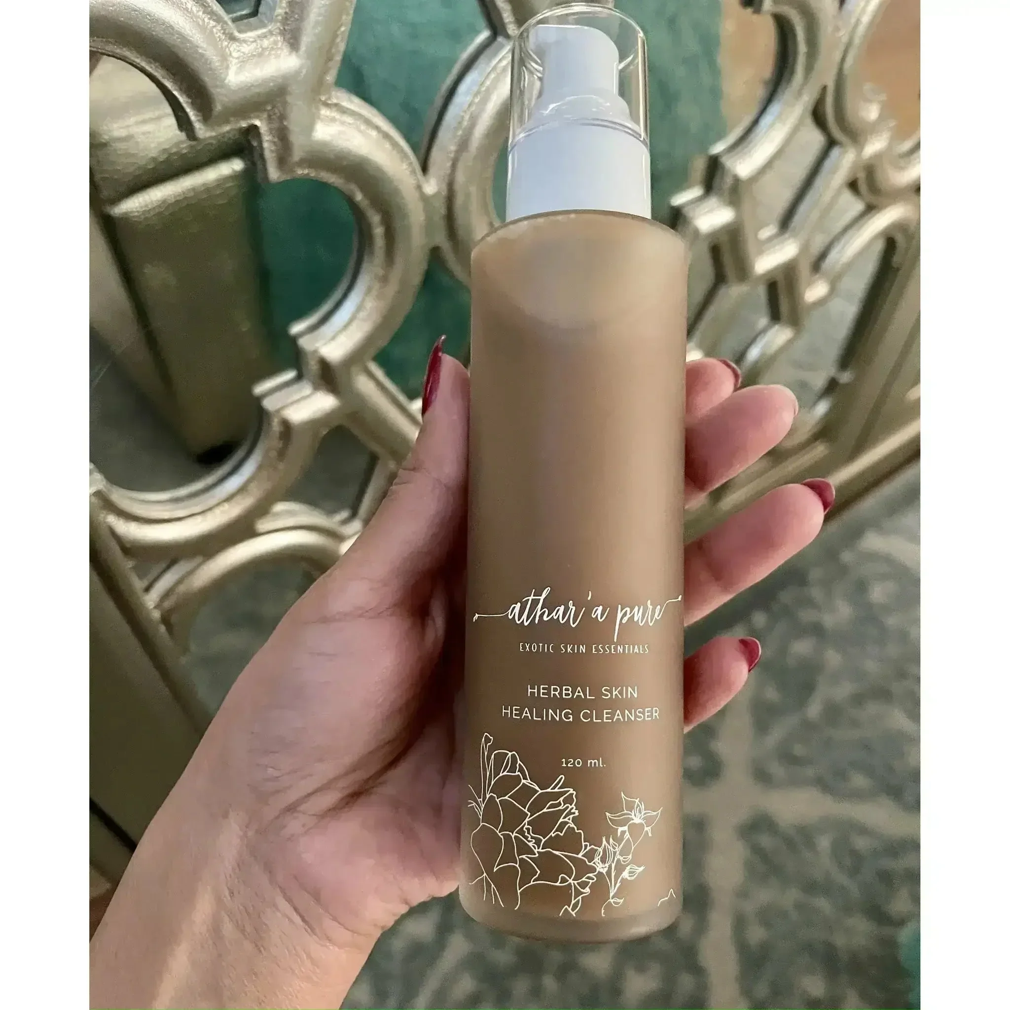 Herbal Skin Healing Cleanser - Image 4