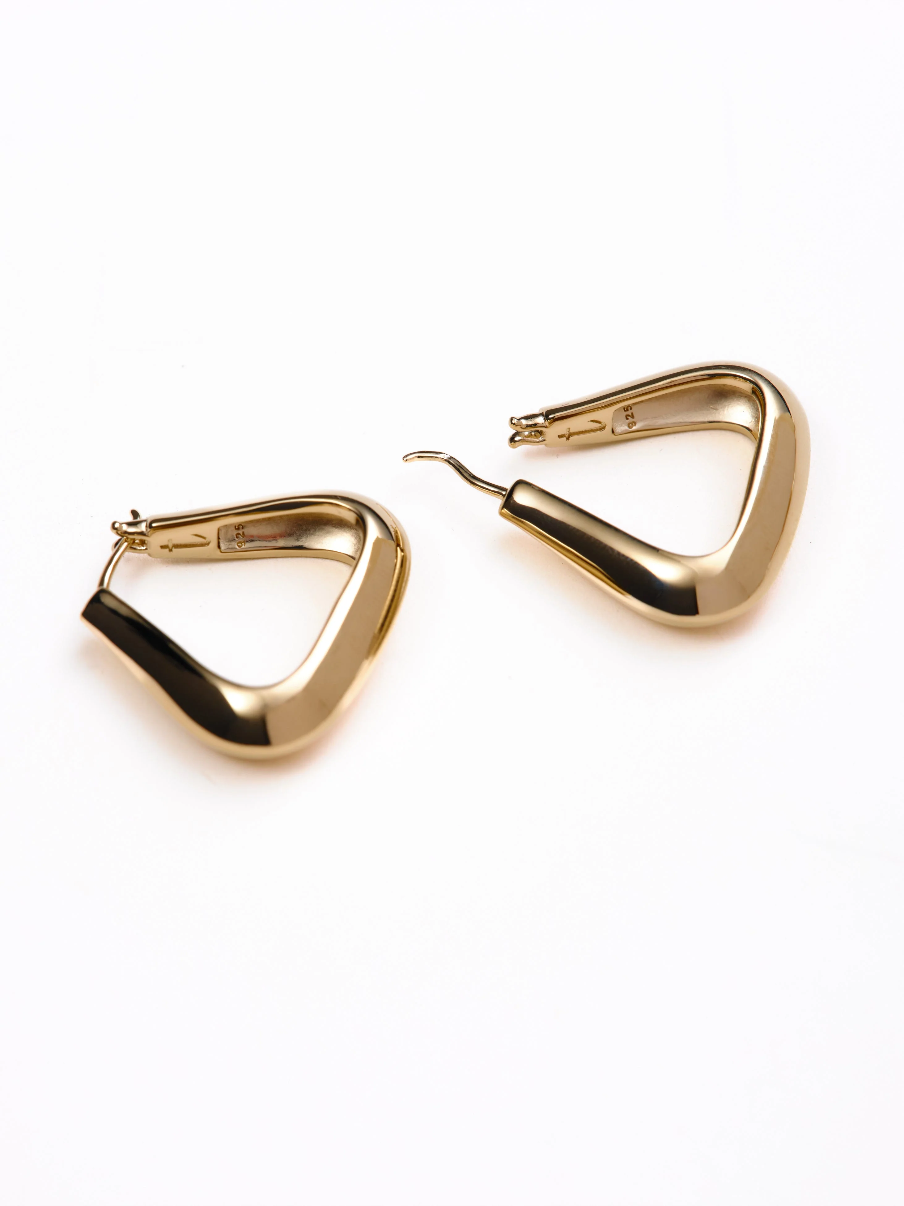 Lyle Medium Triangle Hoops - Image 4