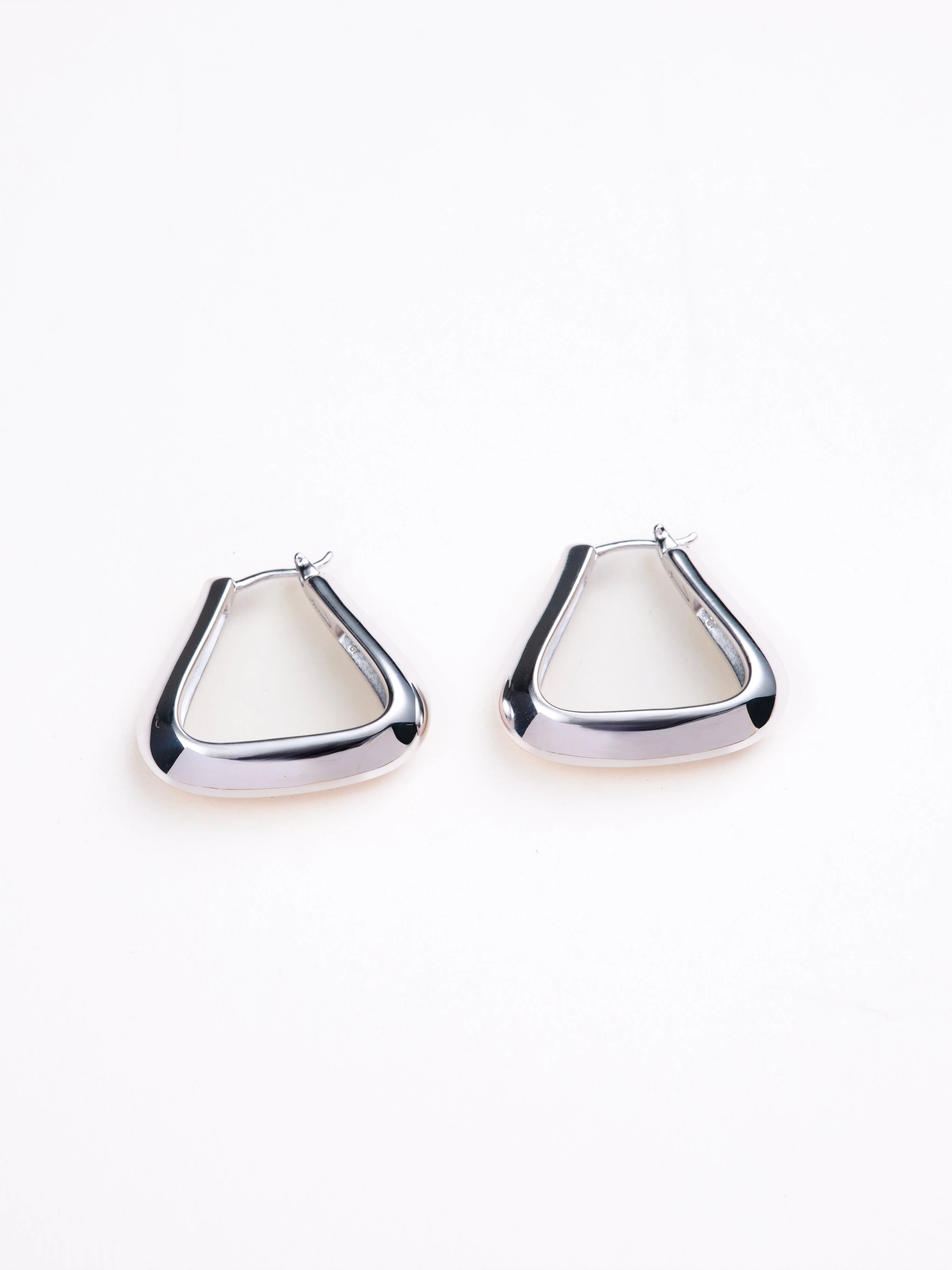 Lyle Medium Triangle Hoops - Image 5