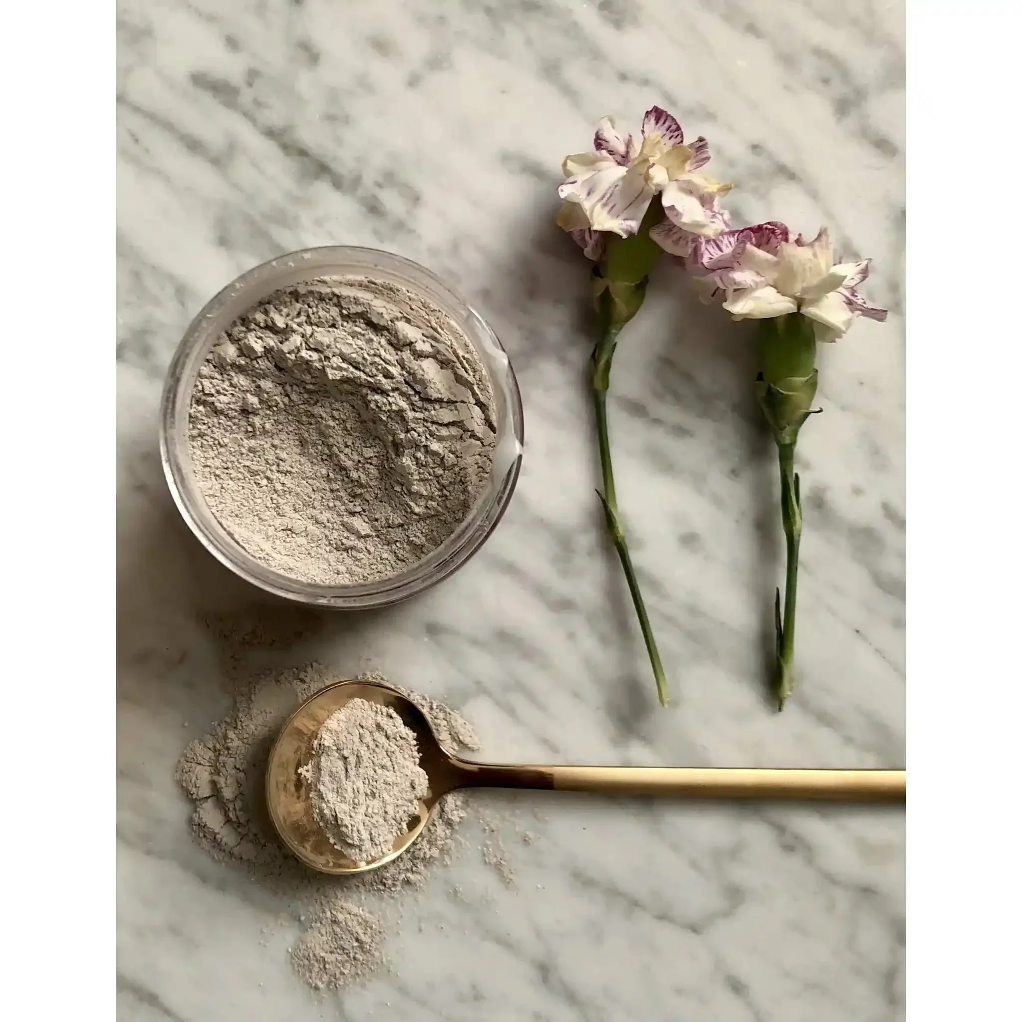 Multan Acne Activated Charcoal Healing Mask - Image 4