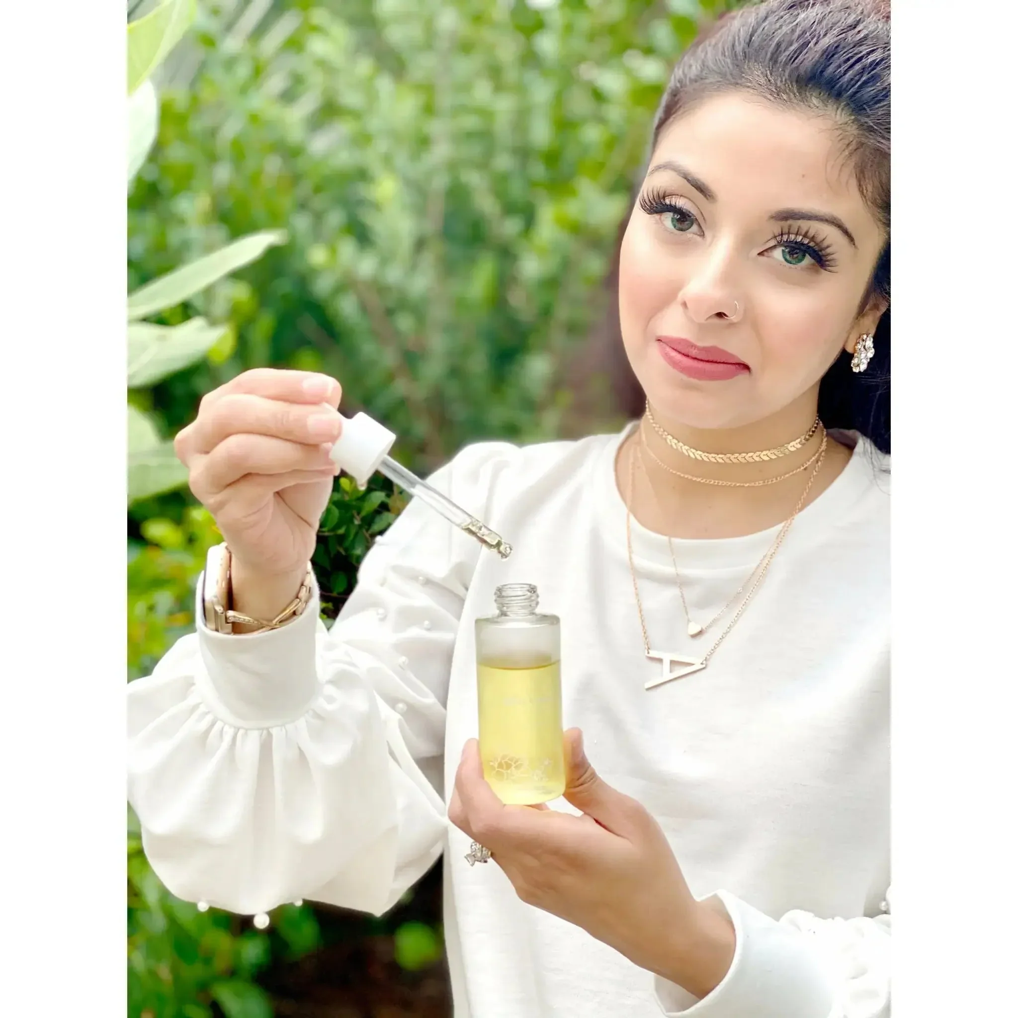 Neem Healing Oil for Skin, Hair and Nails - Image 5