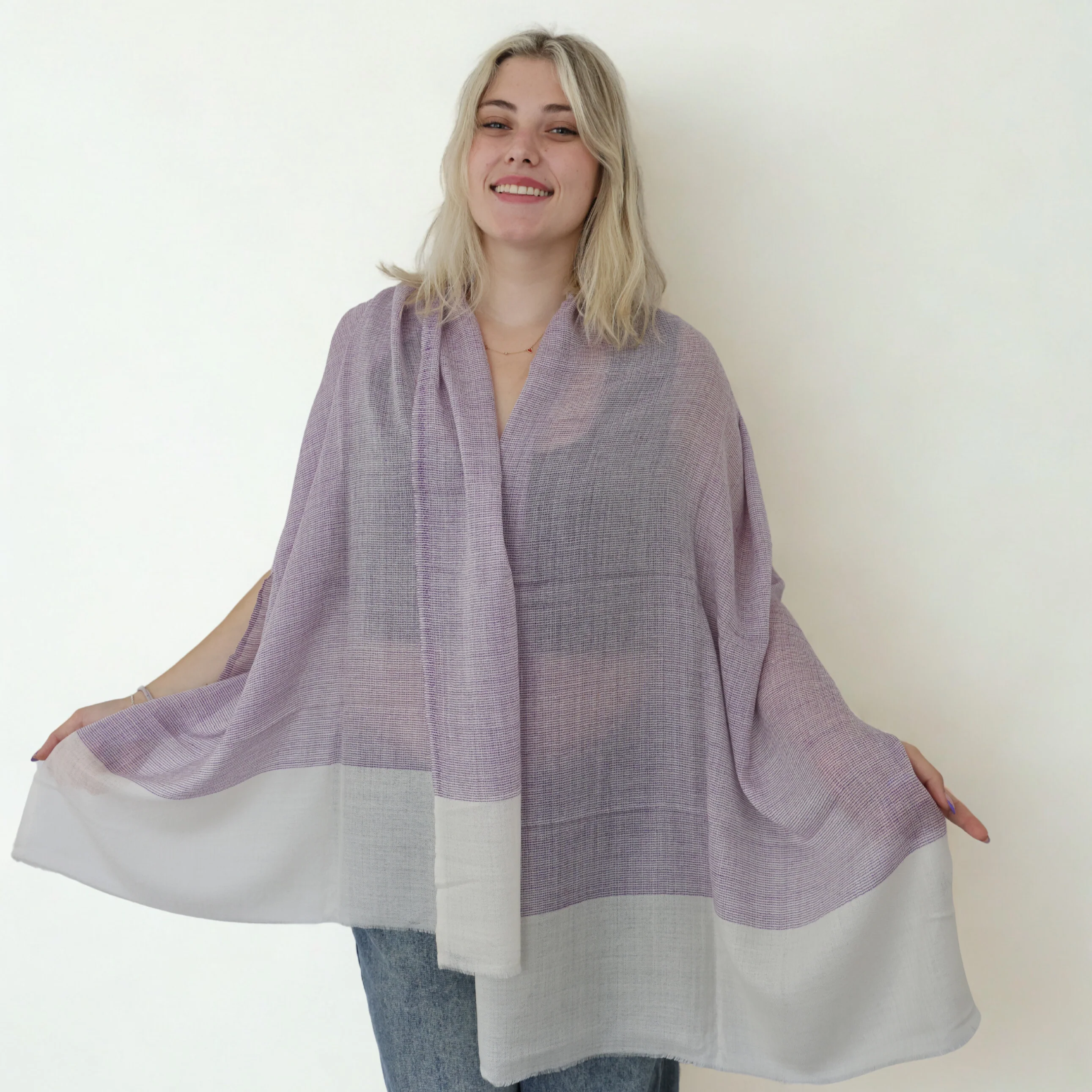 Pure Cashmere Scarf - Essential - Image 4
