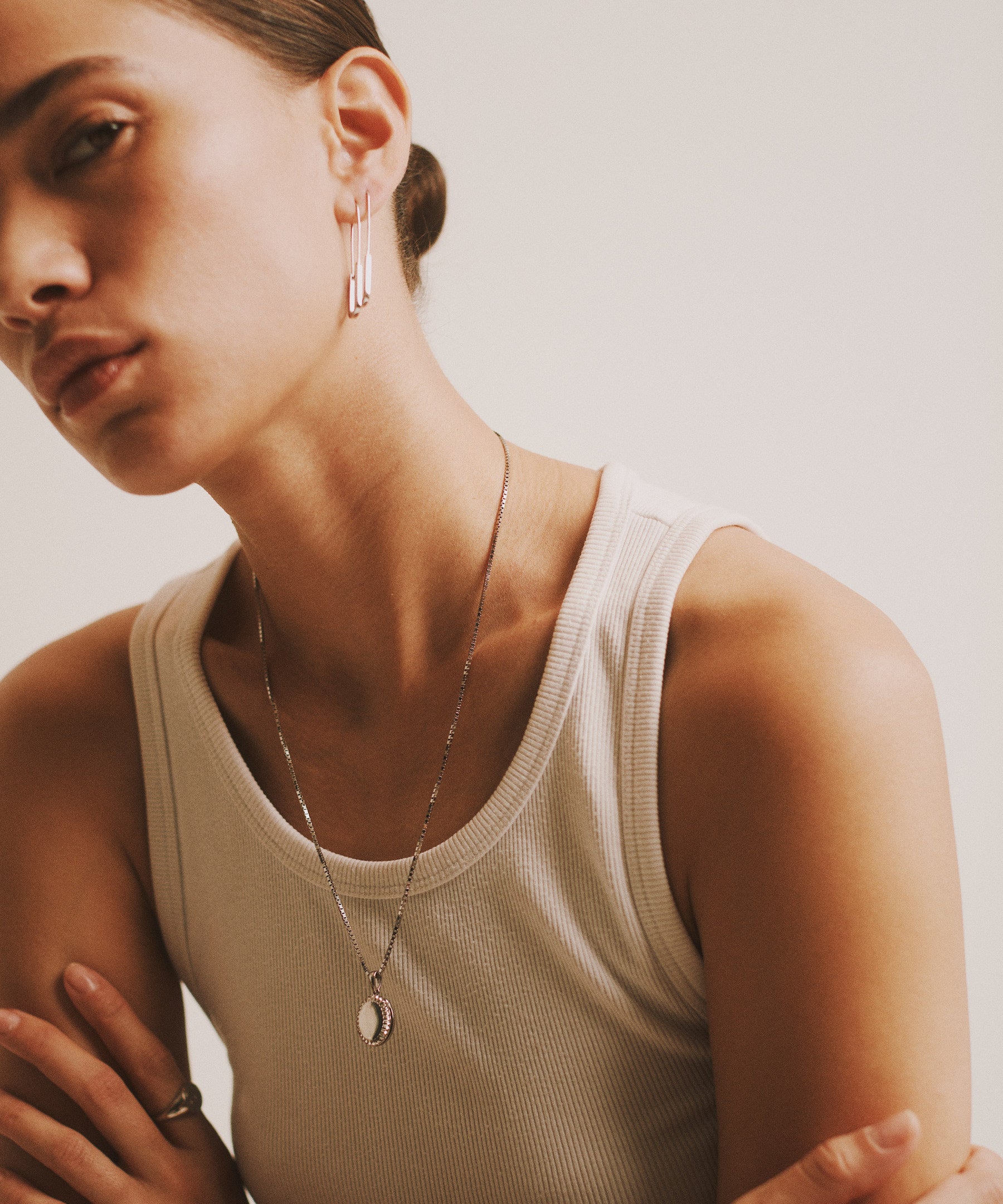 Sutton Oval Locket - Image 6
