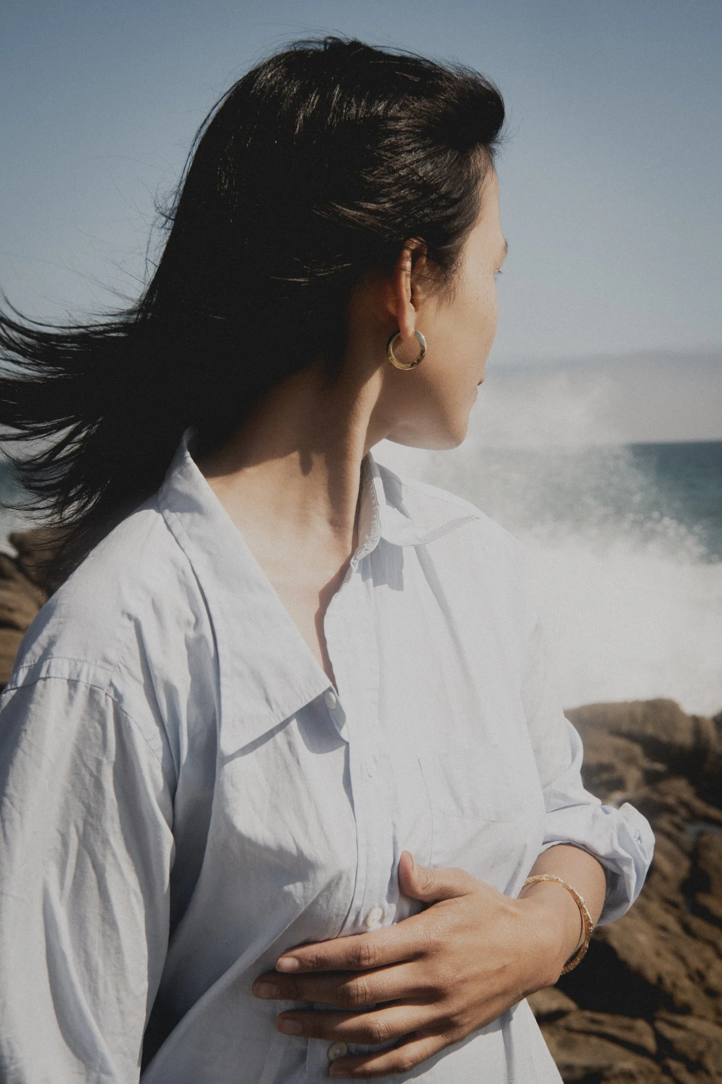 Talia Medium Hoop Earrings - Image 3