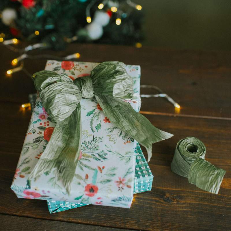 Winter Floral Eco Gift Wrap (Double Sided) - Image 3